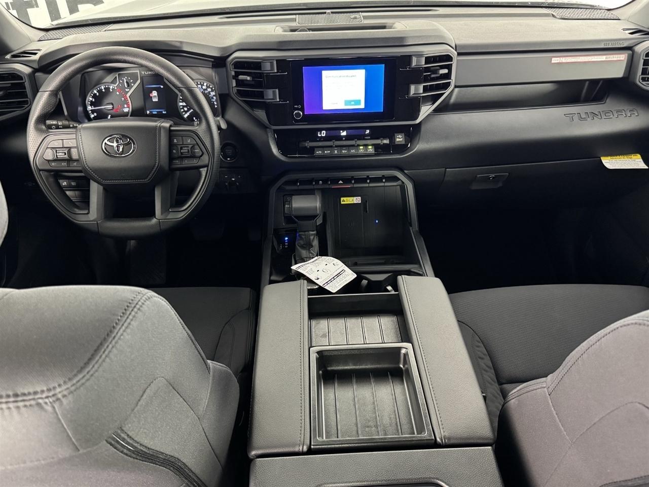 Toyota Tundra SR5 CrewMax 2WD 2026