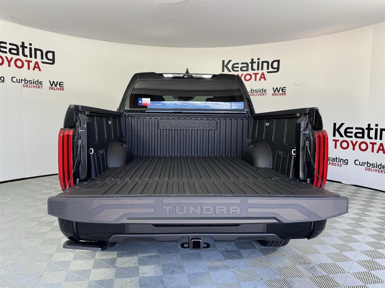 Toyota Tundra SR5 CrewMax 2WD 2026
