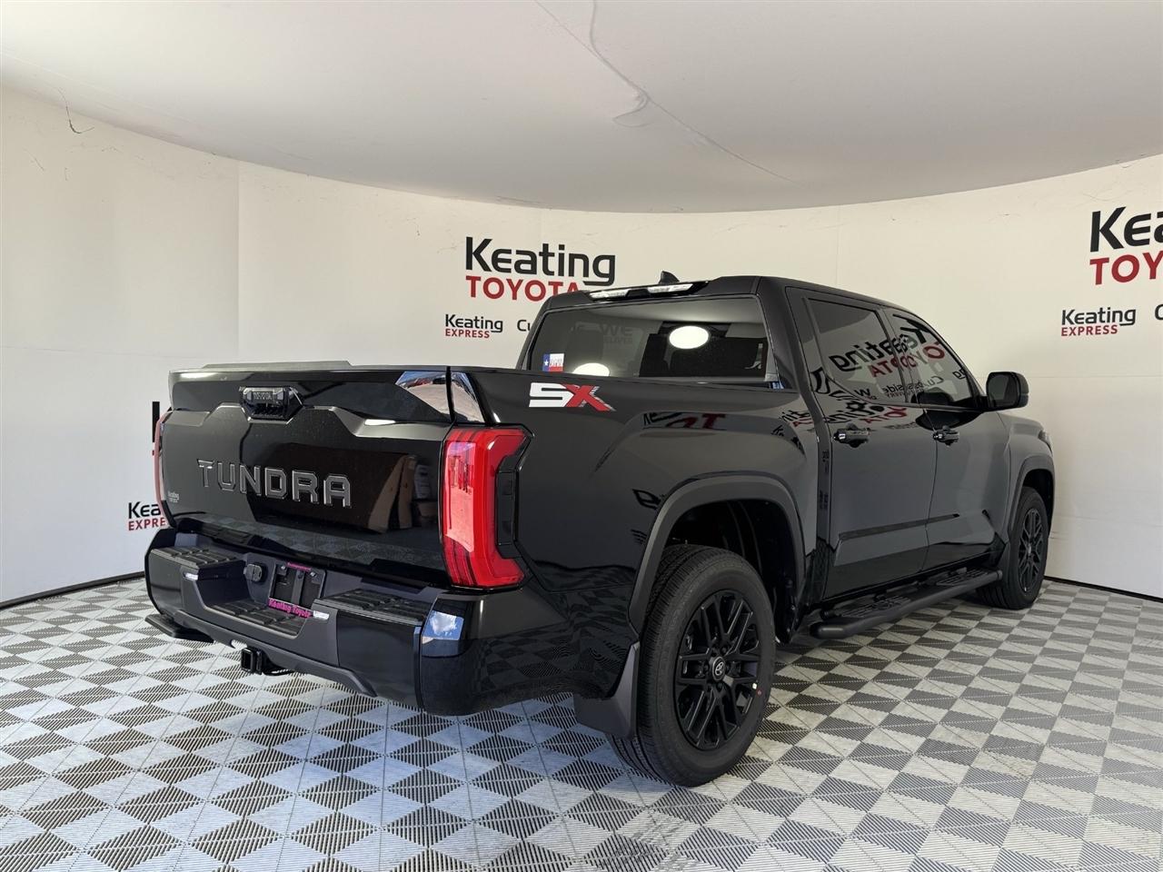 Toyota Tundra SR5 CrewMax 2WD 2026