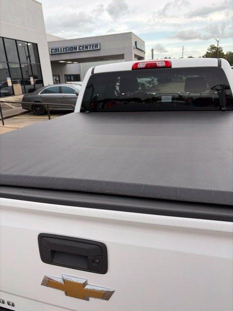 Chevrolet Silverado 1500 LT Crew Cab 2WD 2017