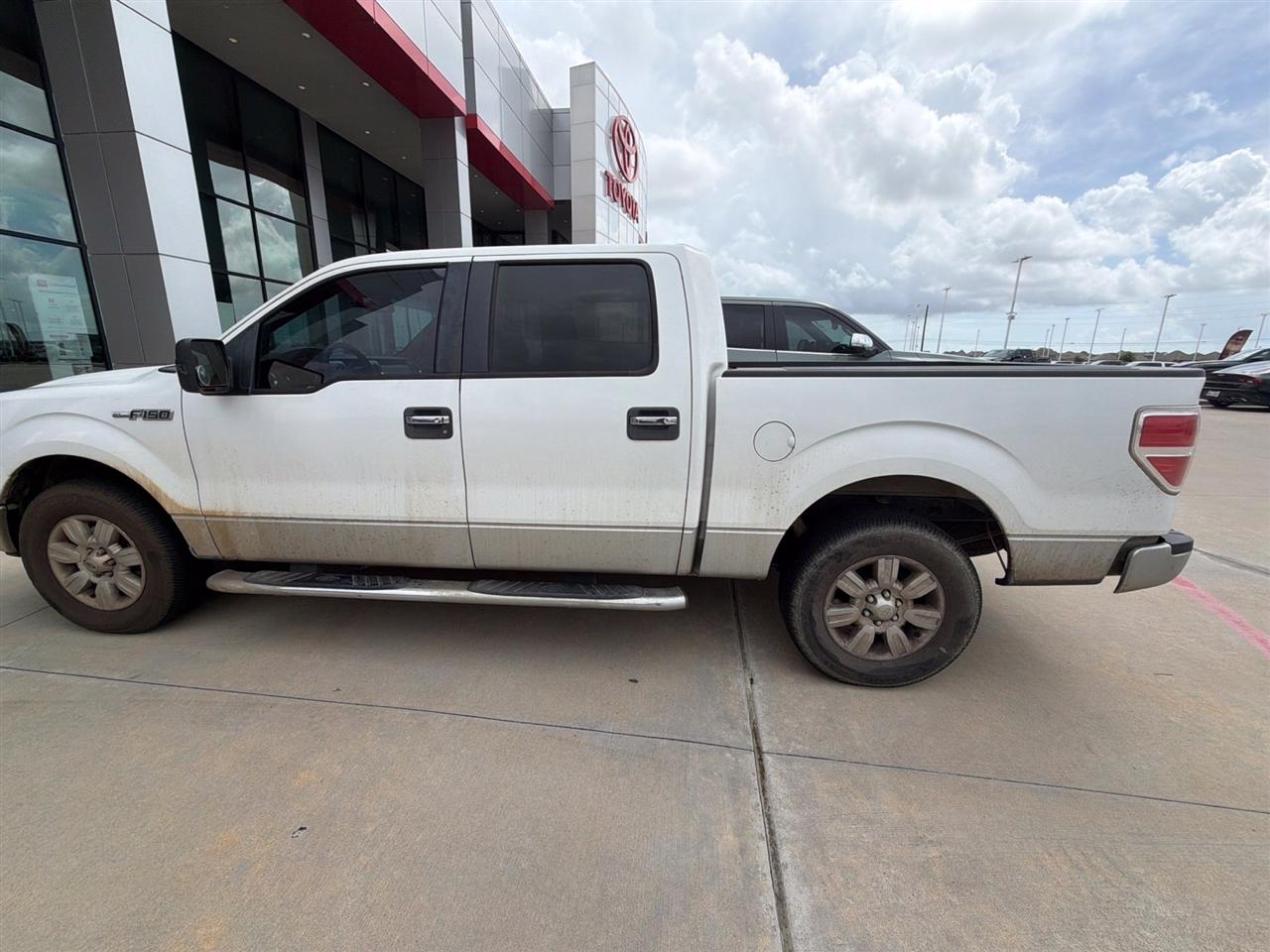 Ford F-150 Lariat SuperCrew 5.5-ft. Bed 2WD 2010