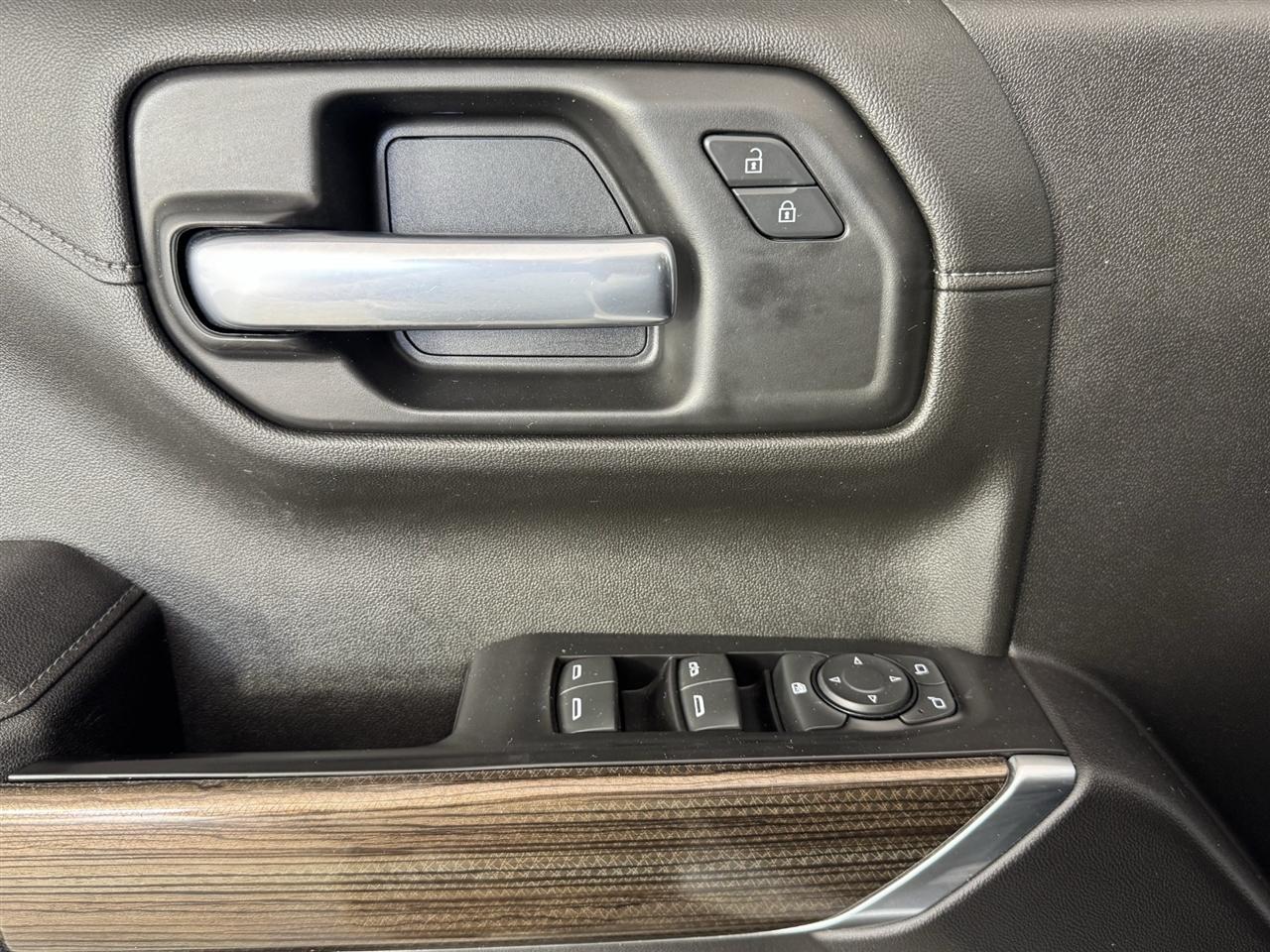 Chevrolet Silverado 1500 RST Crew Cab 4WD 2021