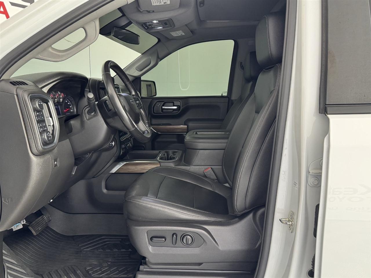 Chevrolet Silverado 1500 RST Crew Cab 4WD 2021