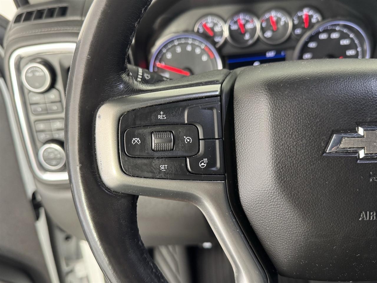 Chevrolet Silverado 1500 RST Crew Cab 4WD 2021