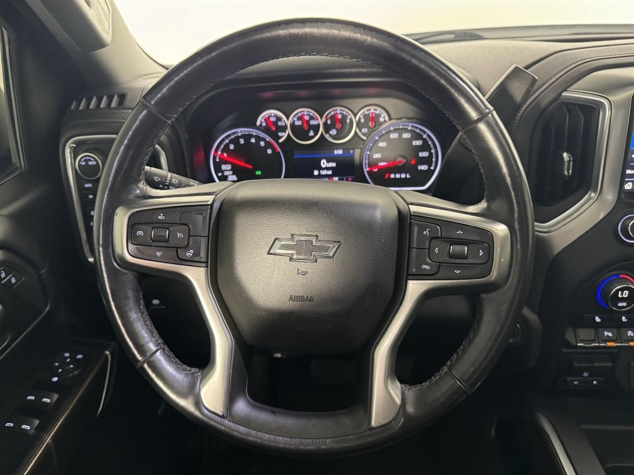 Chevrolet Silverado 1500 RST Crew Cab 4WD 2021