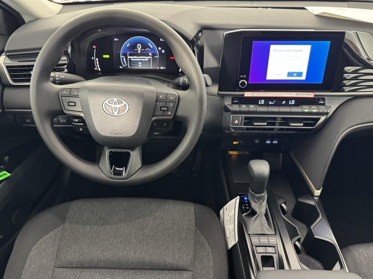 Toyota Camry Hybrid XLE 2026