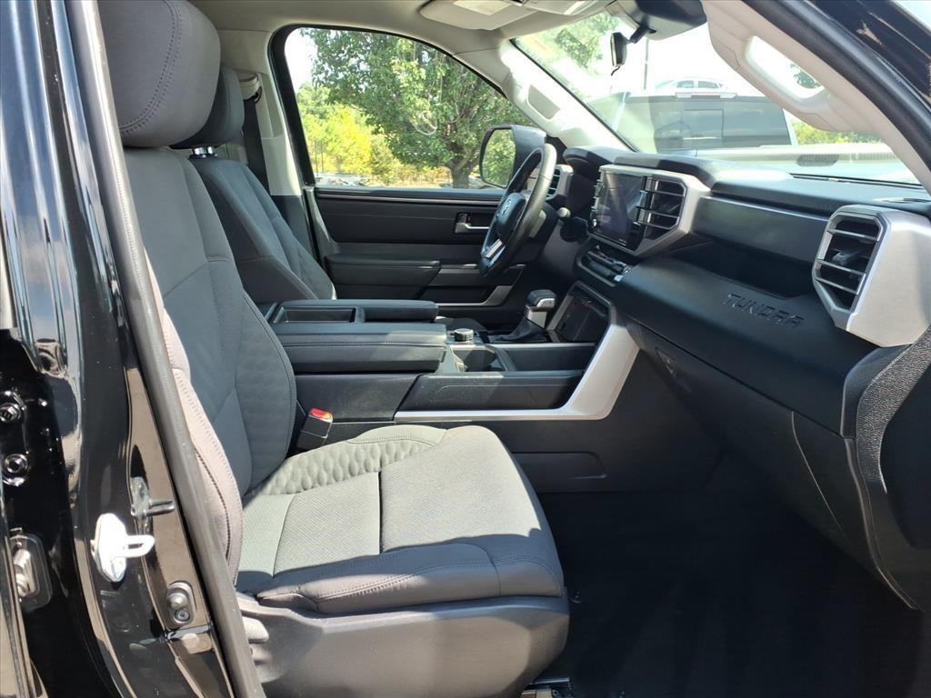 Toyota Tundra SR5 CrewMax 4WD 2023
