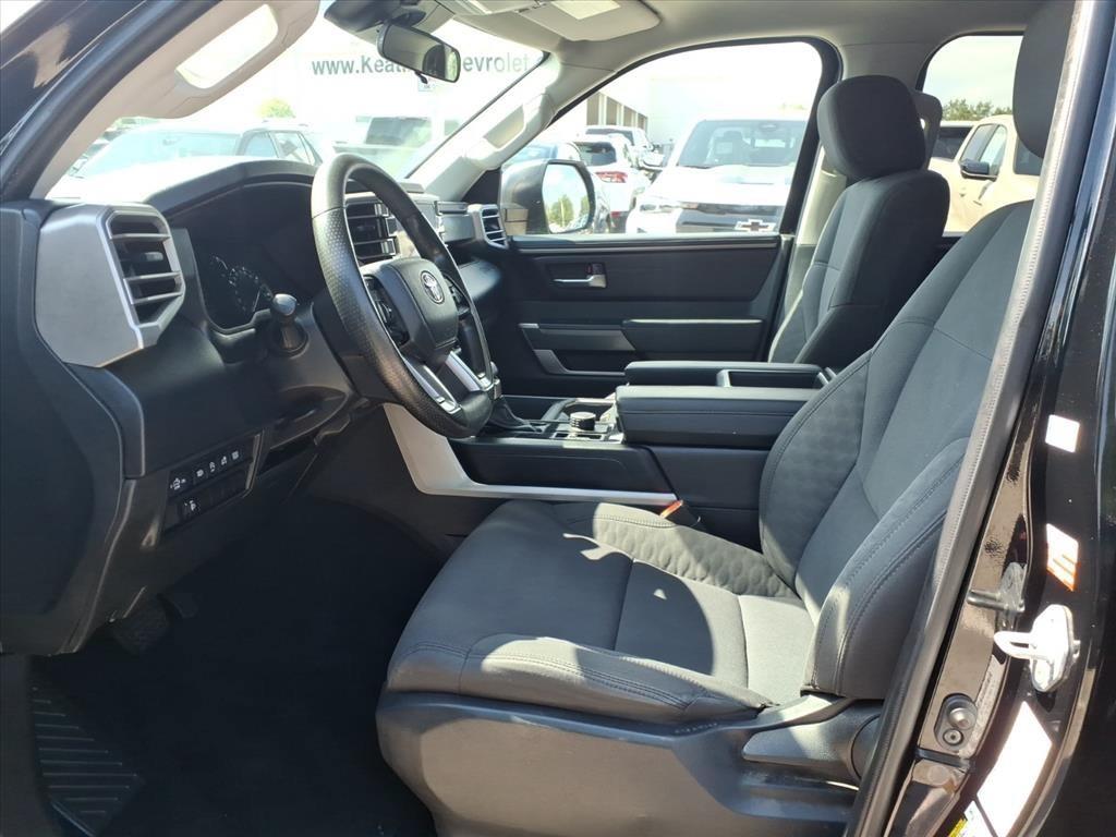 Toyota Tundra SR5 CrewMax 4WD 2023