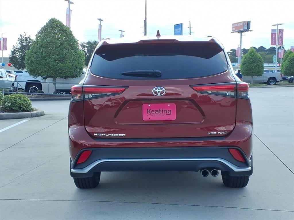 Toyota Highlander XSE AWD V6 2022