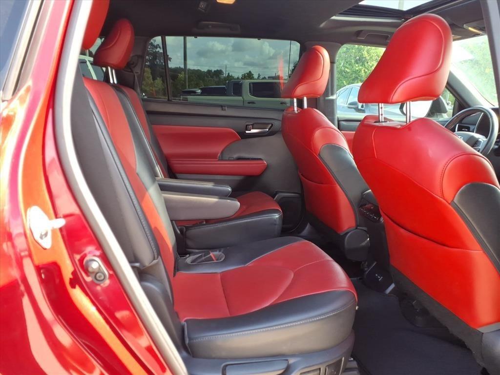 Toyota Highlander XSE AWD V6 2022