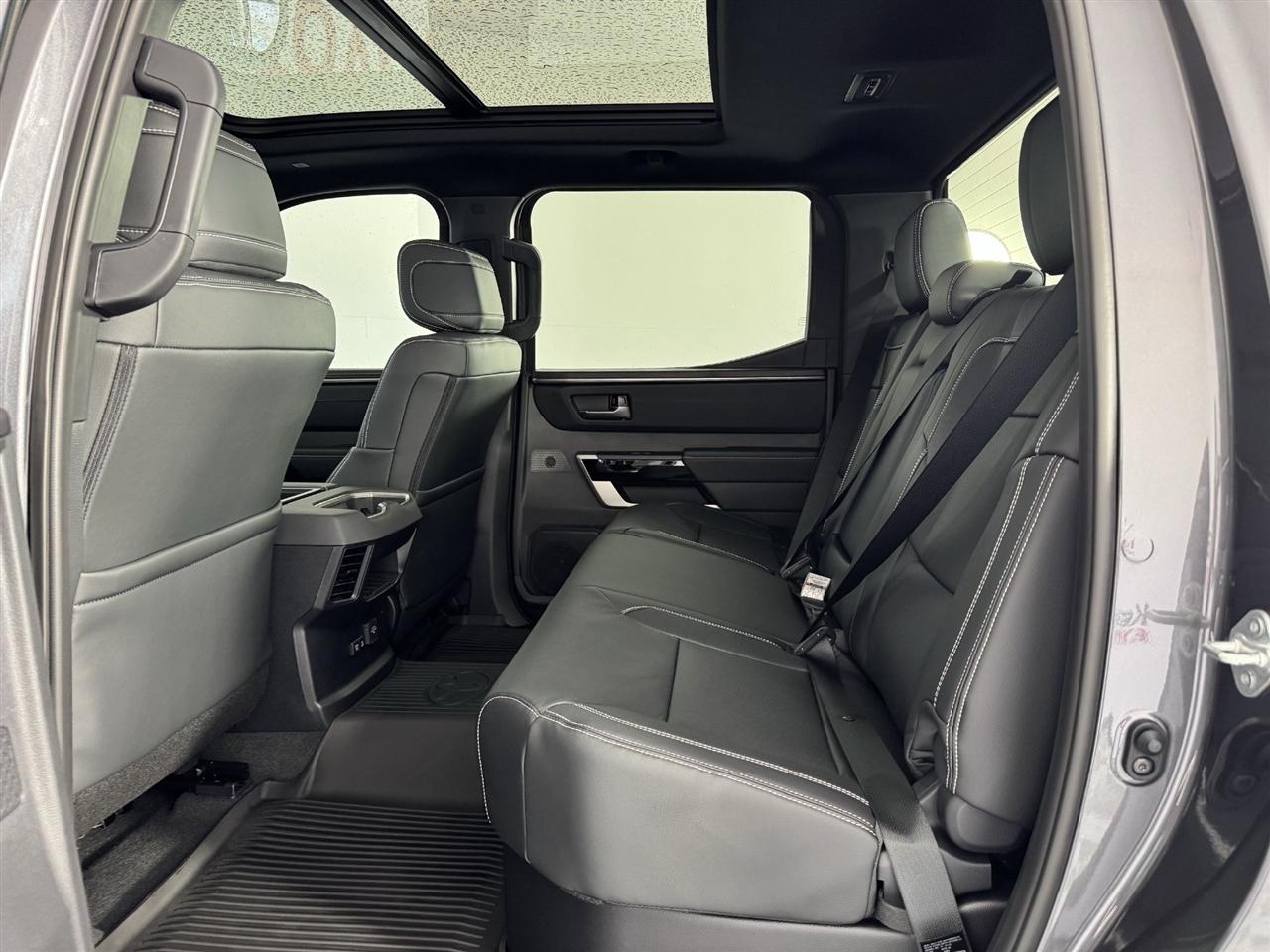 Toyota Tundra Limited CrewMax 2WD 2026