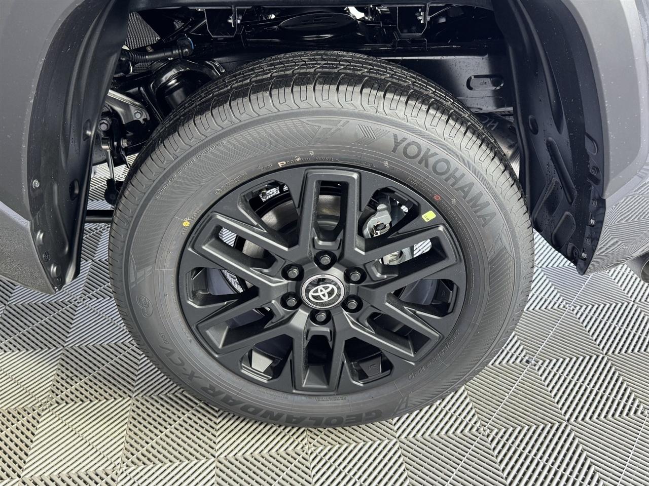 Toyota Tundra Limited CrewMax 2WD 2026