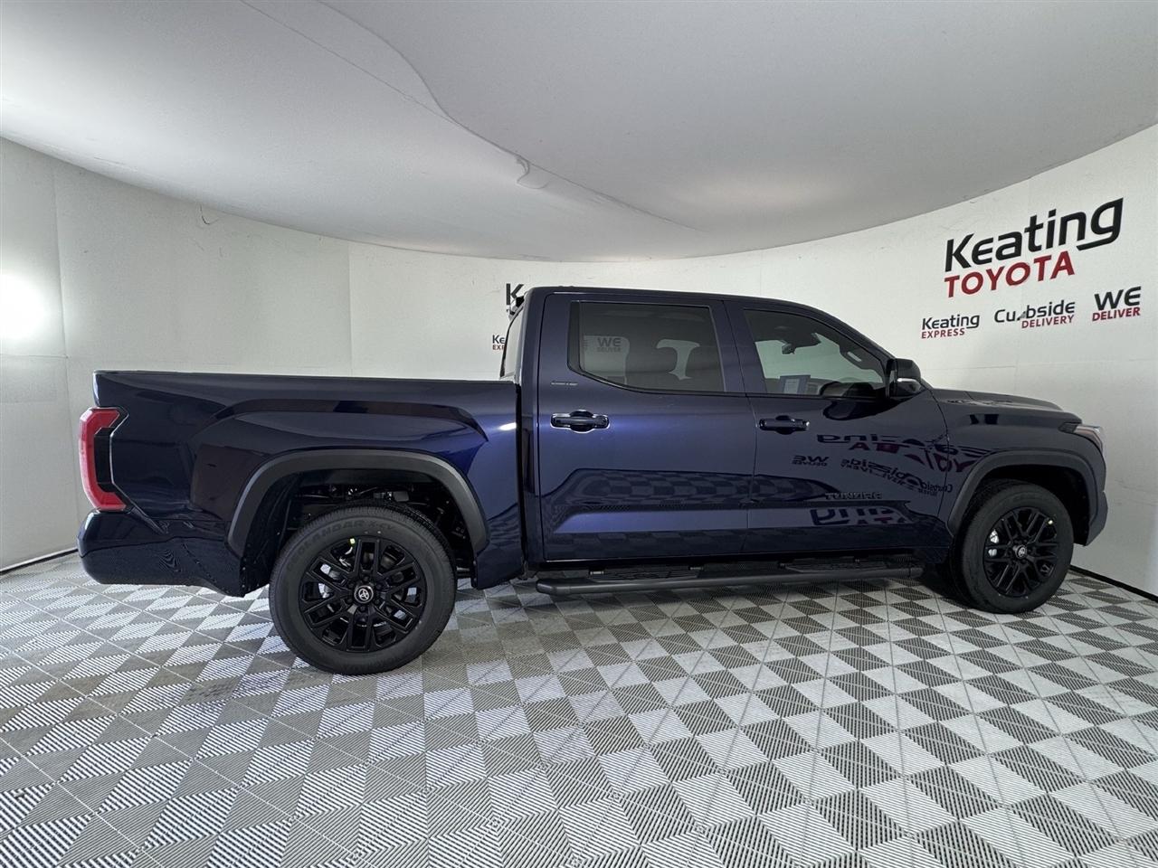 Toyota Tundra Limited CrewMax 2WD 2026