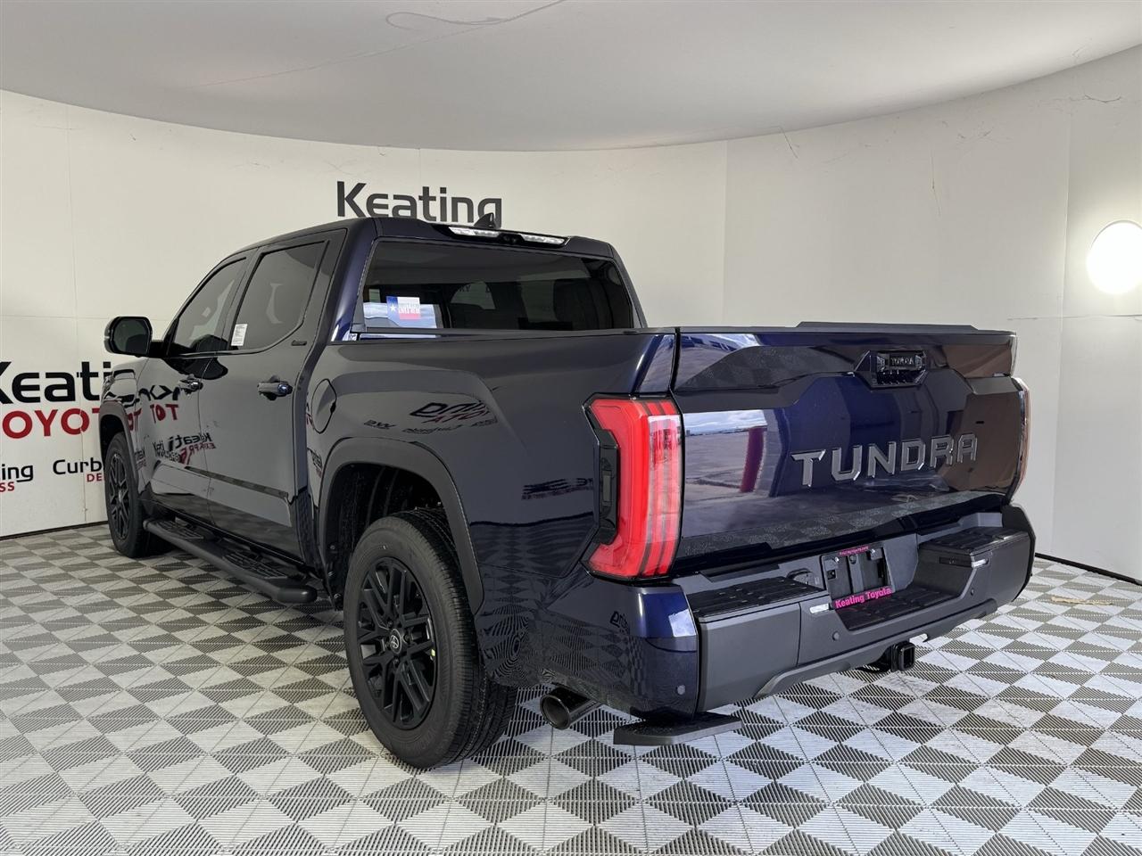 Toyota Tundra Limited CrewMax 2WD 2026