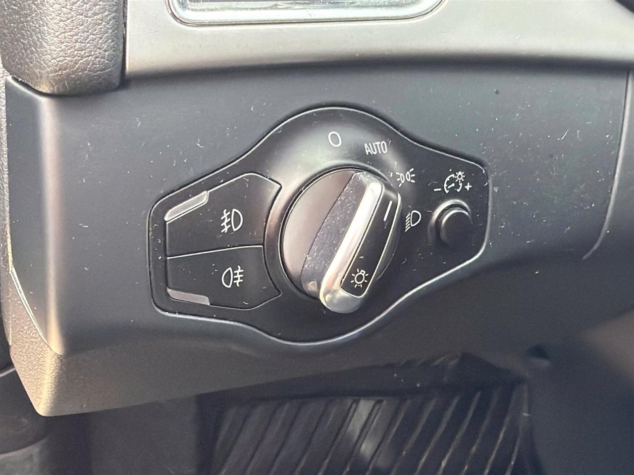 Audi A4 2.0 T Sedan FrontTrak Multitronic 2014