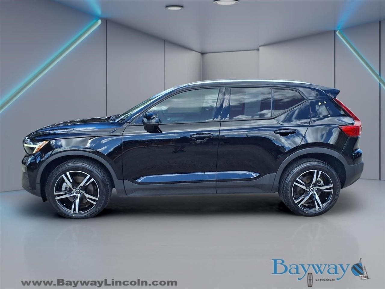 Volvo XC40 B4 Core 2023