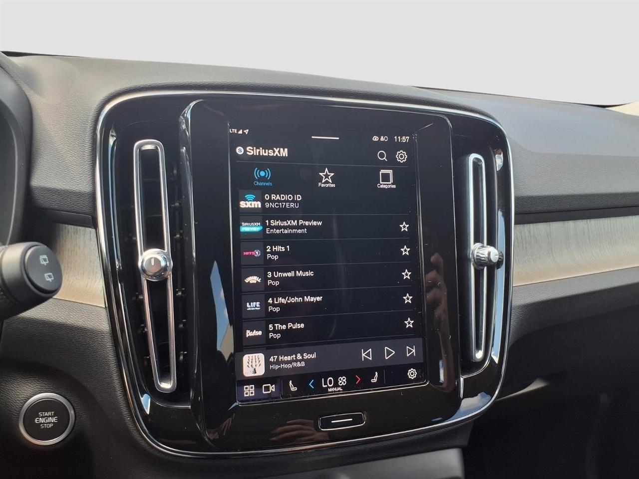 Volvo XC40 B4 Core 2023