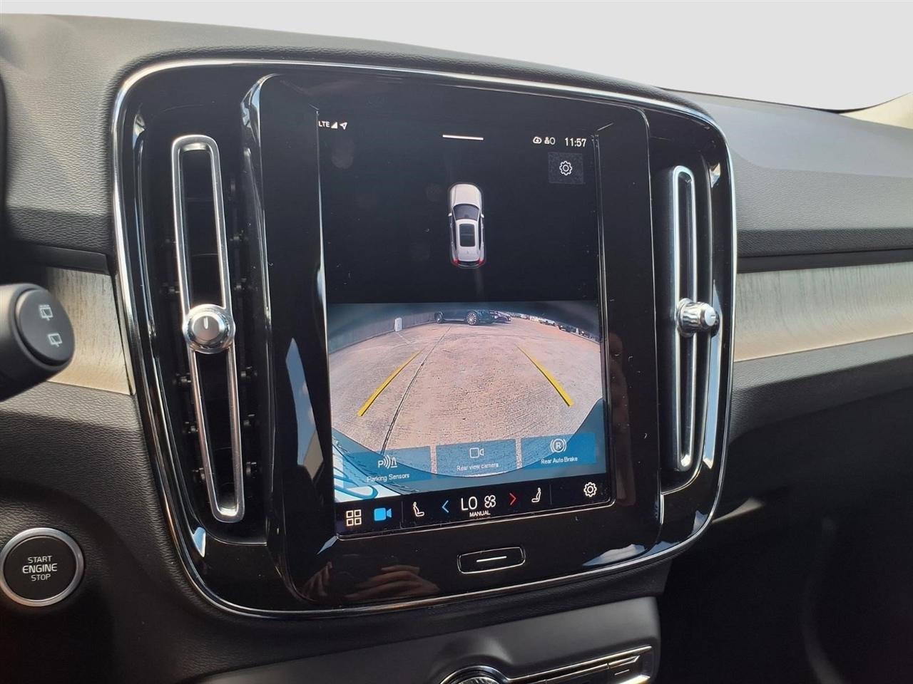 Volvo XC40 B4 Core 2023