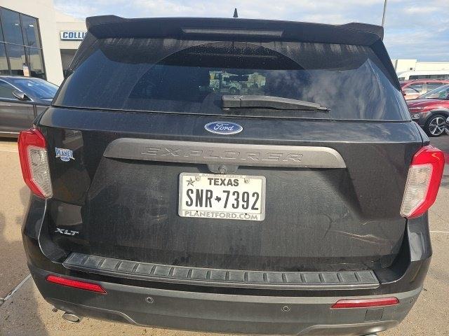 Ford Explorer XLT 2022