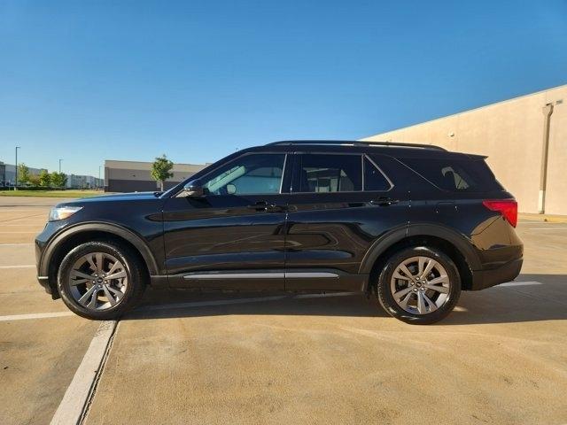Ford Explorer XLT 2022