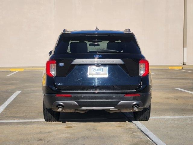 Ford Explorer XLT 2022