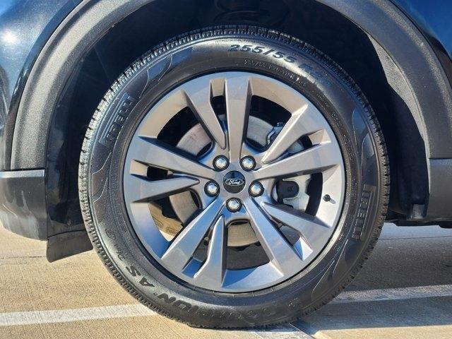 Ford Explorer XLT 2022