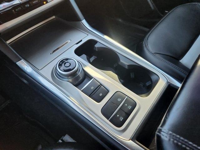 Ford Explorer XLT 2022