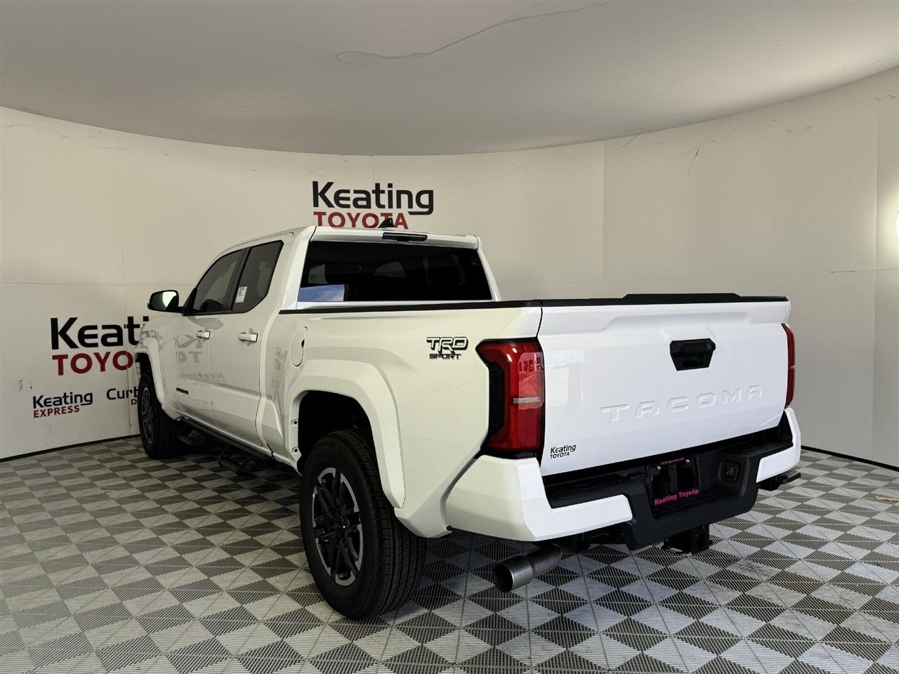 Toyota Tacoma TRD Sport Double Cab 2WD 2026