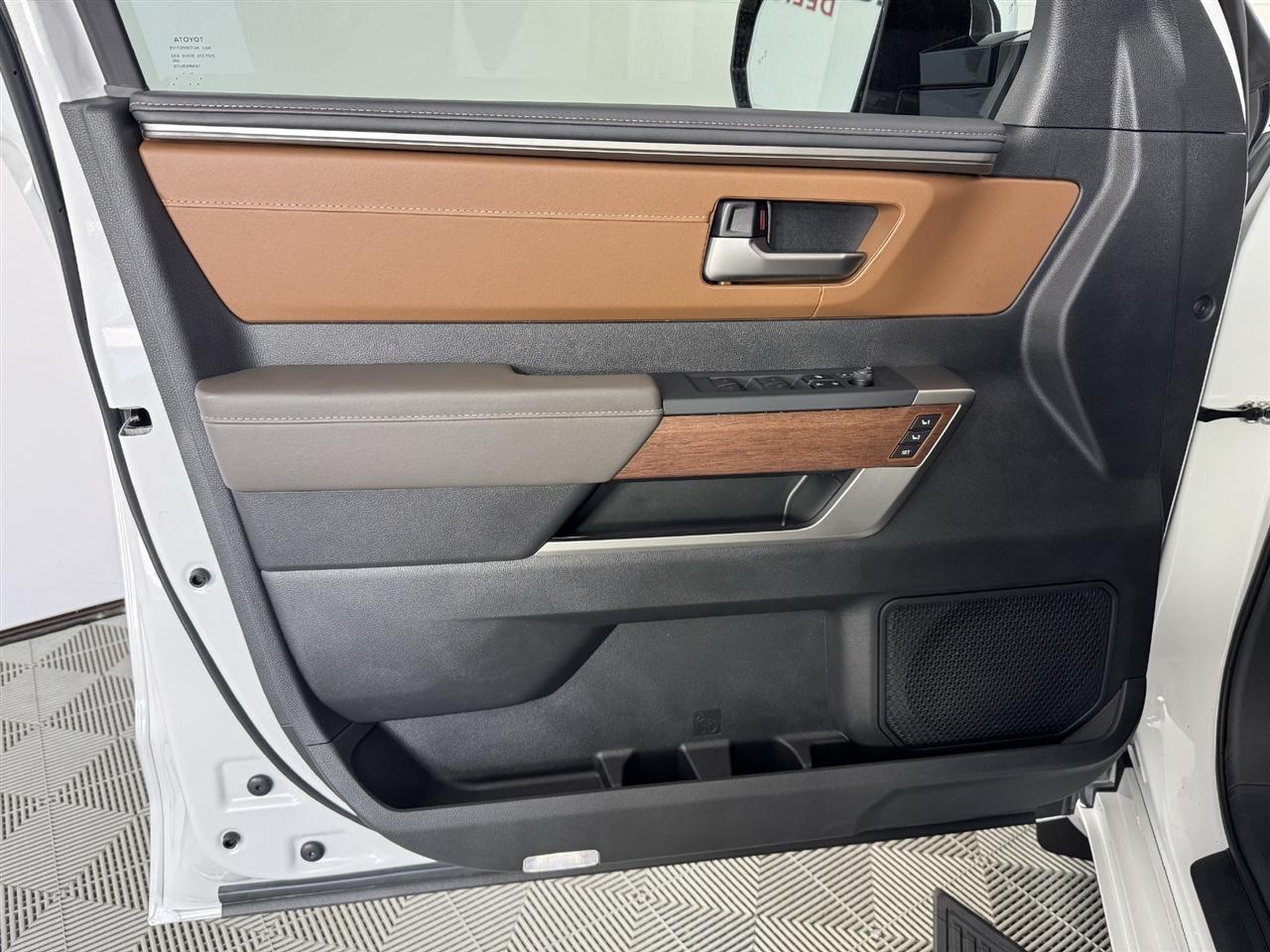 Toyota Sequoia TRD Pro 4WD 2026