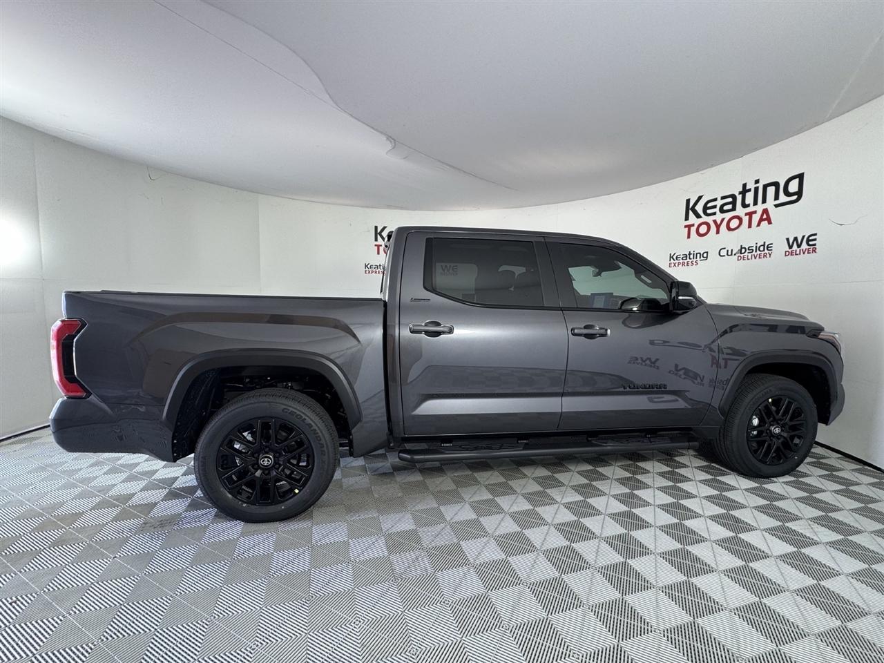 Toyota Tundra Limited CrewMax 2WD 2026