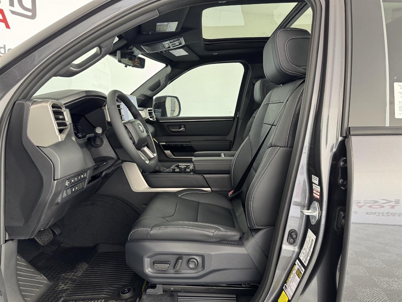 Toyota Tundra Limited CrewMax 2WD 2026