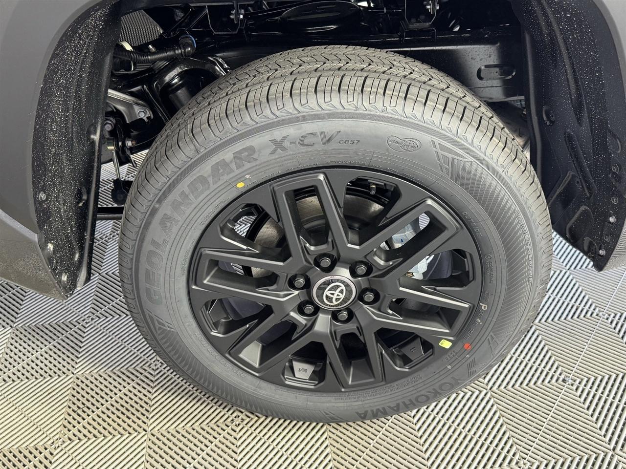 Toyota Tundra Limited CrewMax 2WD 2026