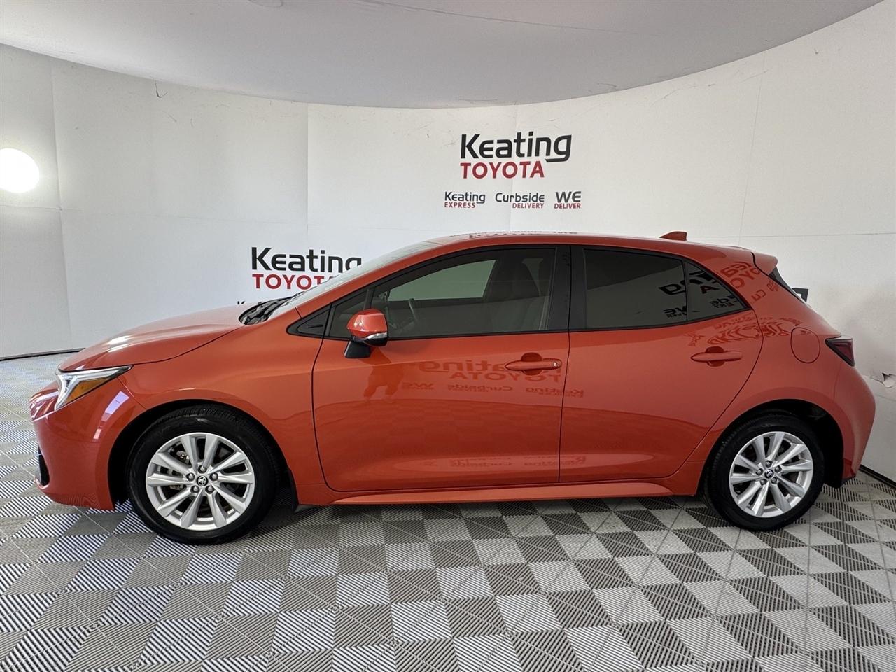 Toyota Corolla SE Hatchback 2025