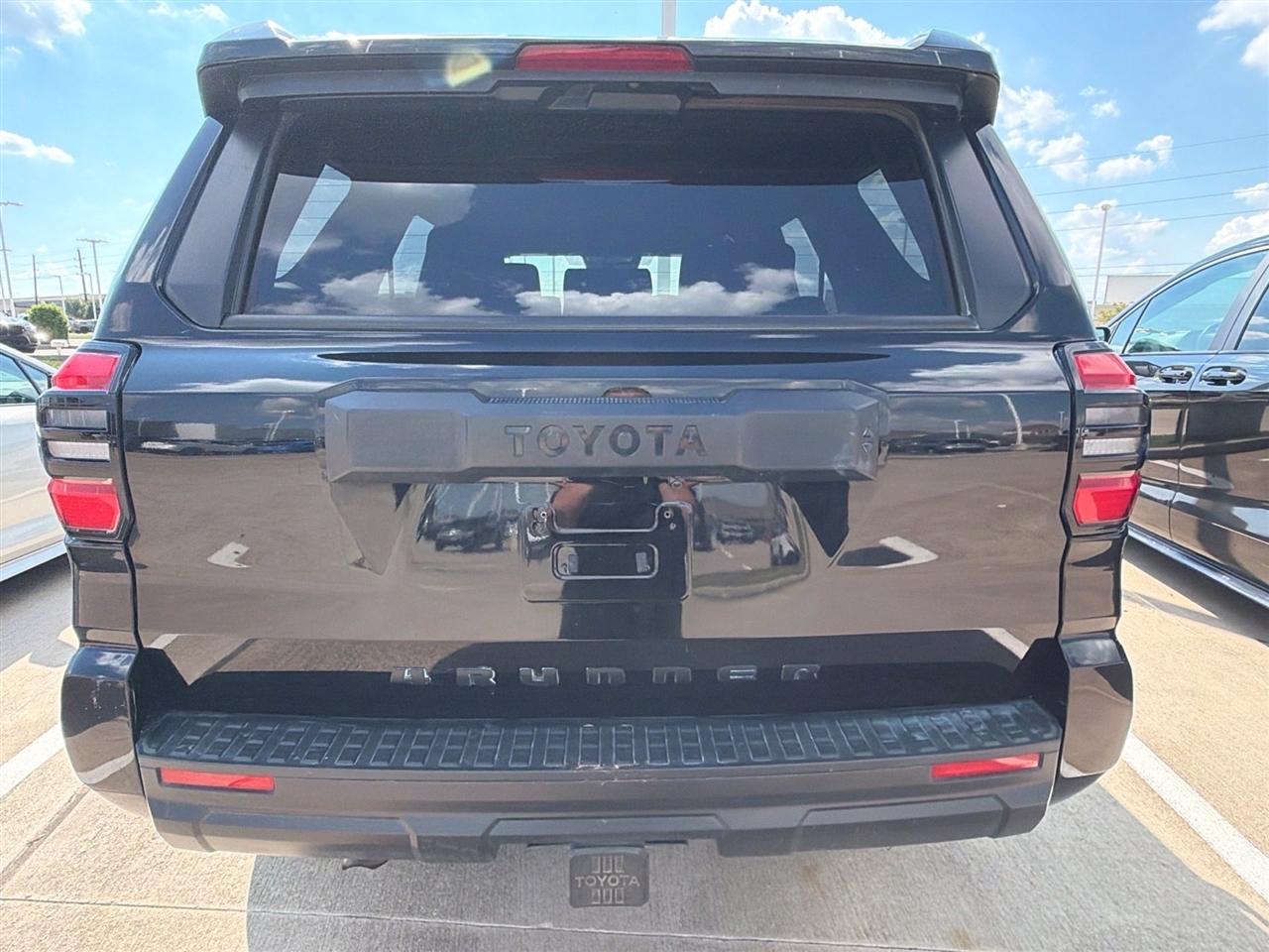 Toyota 4Runner TRD Sport 4WD 2025