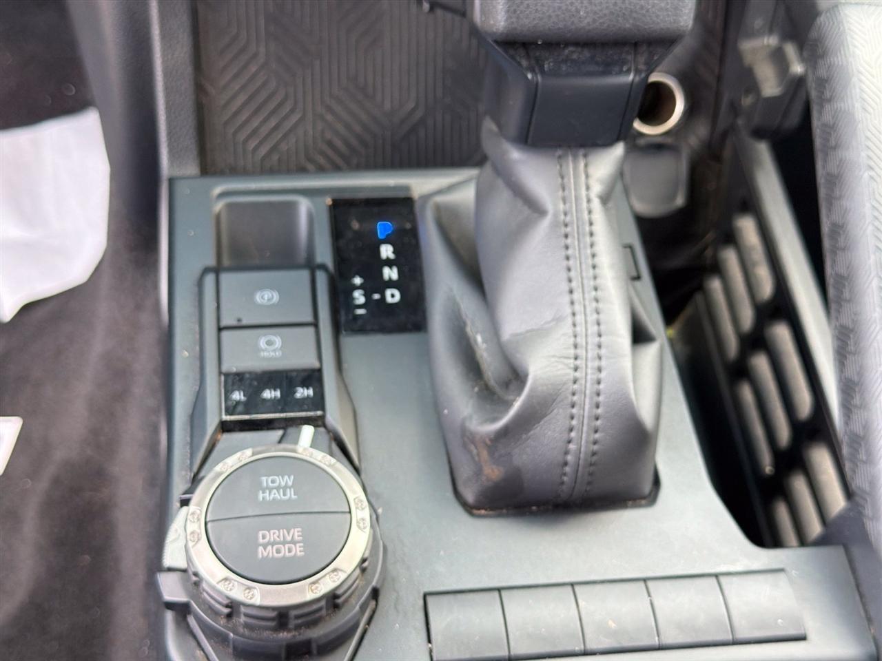 Toyota 4Runner TRD Sport 4WD 2025