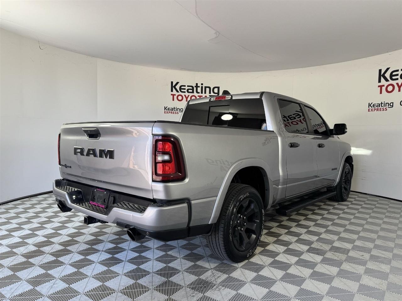 RAM 1500 Lone Star Crew Cab SB 2WD 2025