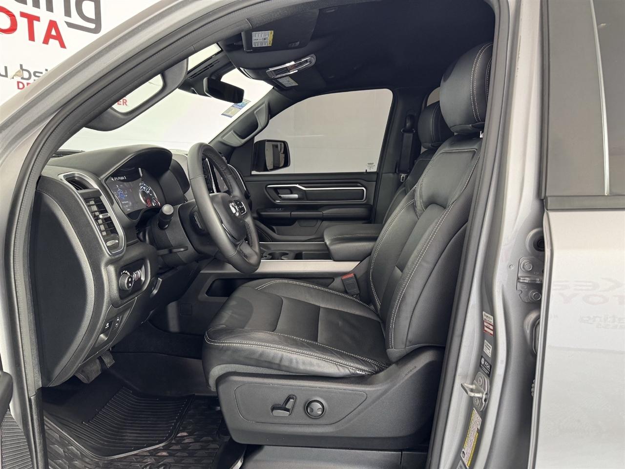 RAM 1500 Lone Star Crew Cab SB 2WD 2025