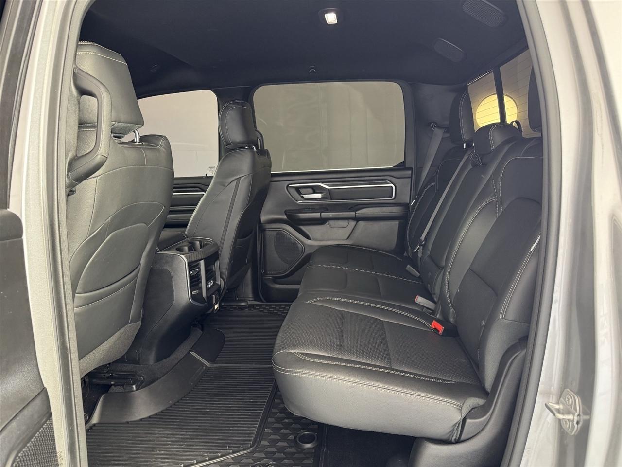 RAM 1500 Lone Star Crew Cab SB 2WD 2025