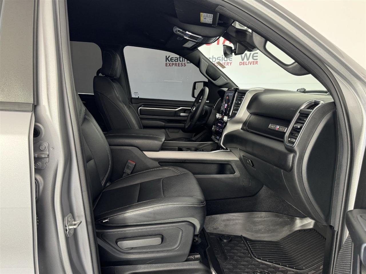 RAM 1500 Lone Star Crew Cab SB 2WD 2025