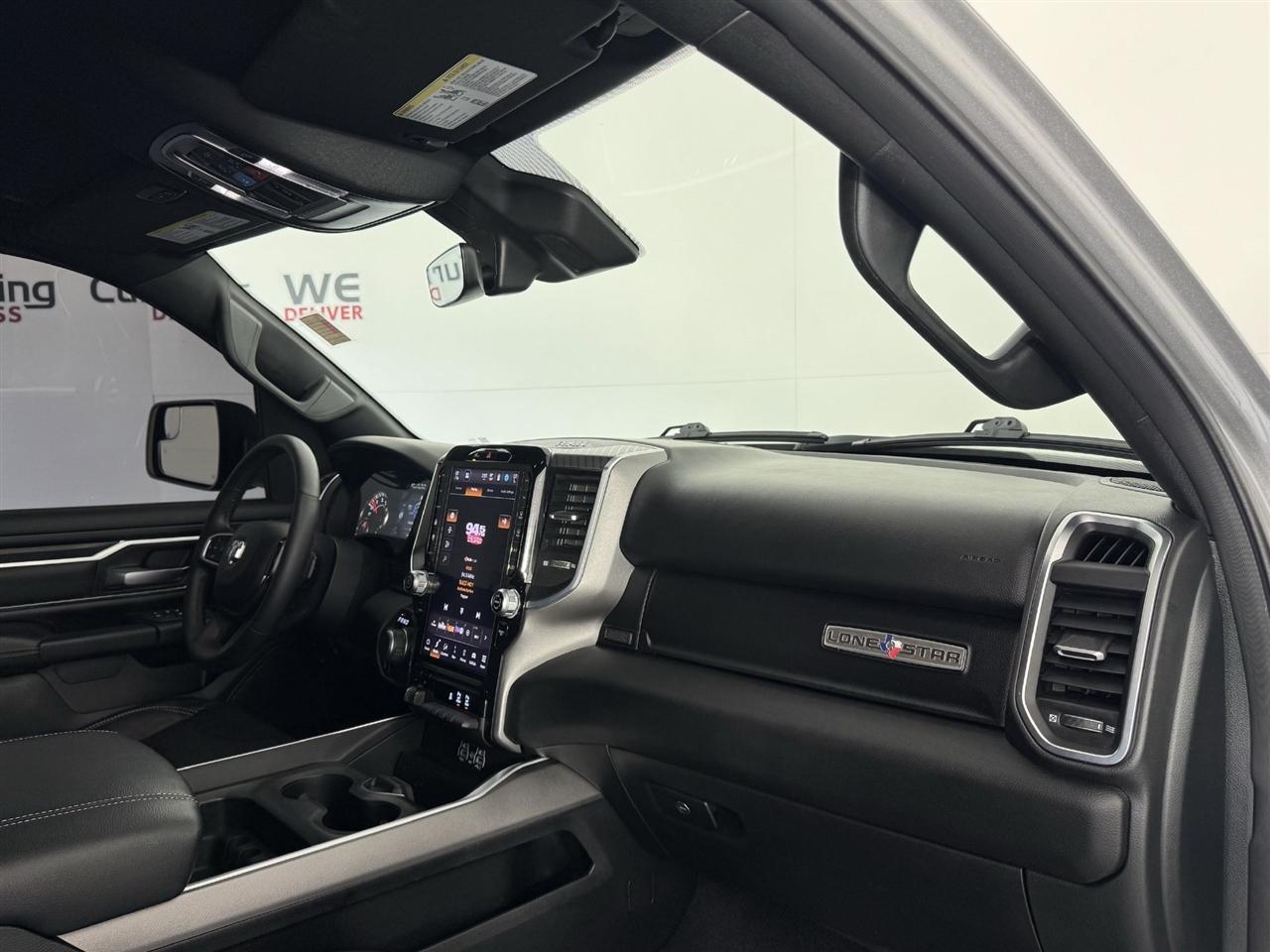 RAM 1500 Lone Star Crew Cab SB 2WD 2025