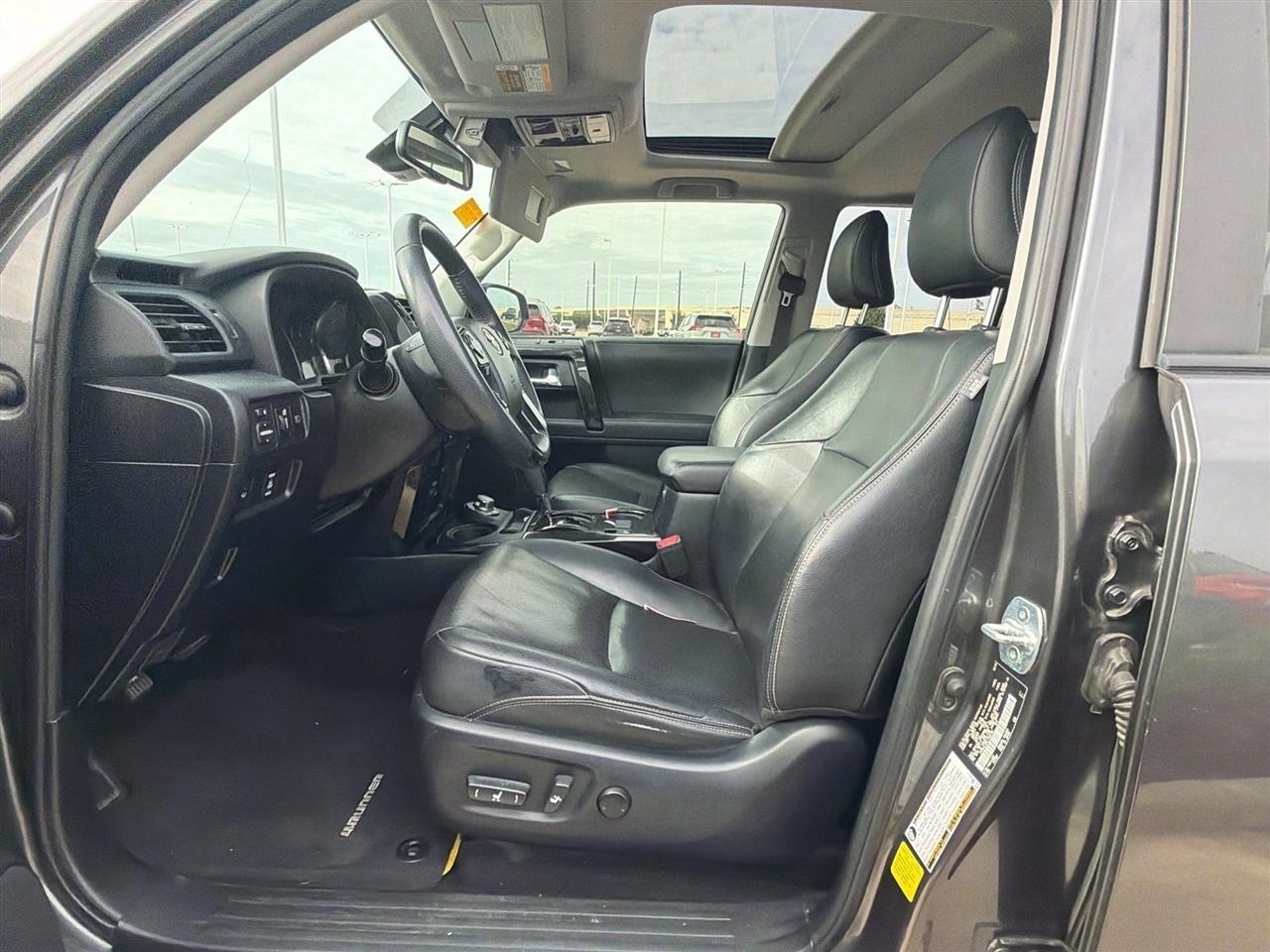 Toyota 4Runner Limited Nightshade Edition 4WD 2020