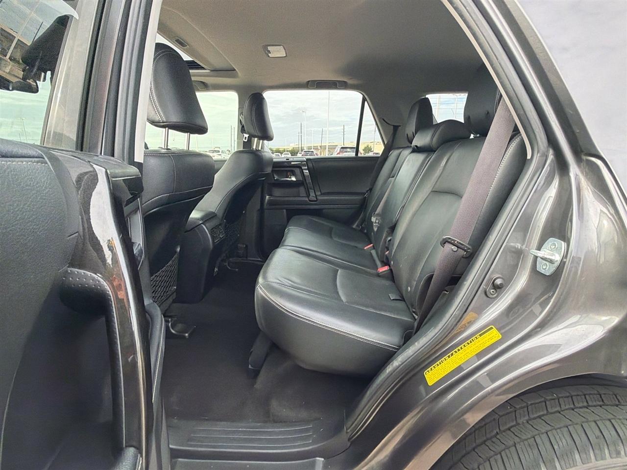 Toyota 4Runner Limited Nightshade Edition 4WD 2020