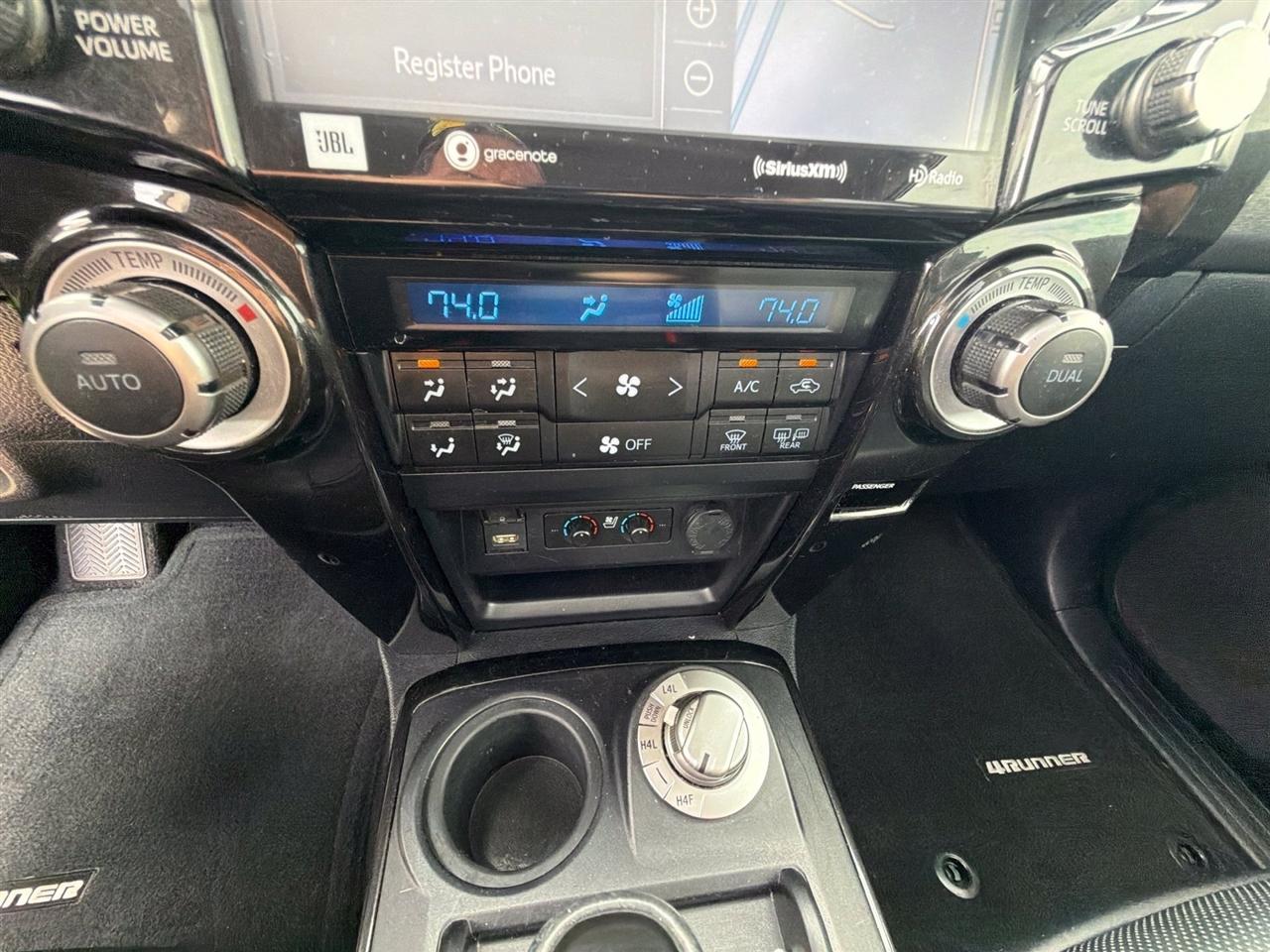 Toyota 4Runner Limited Nightshade Edition 4WD 2020