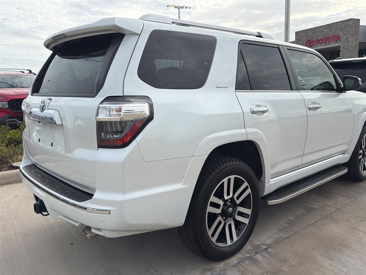 Toyota 4Runner Limited 4WD 2024