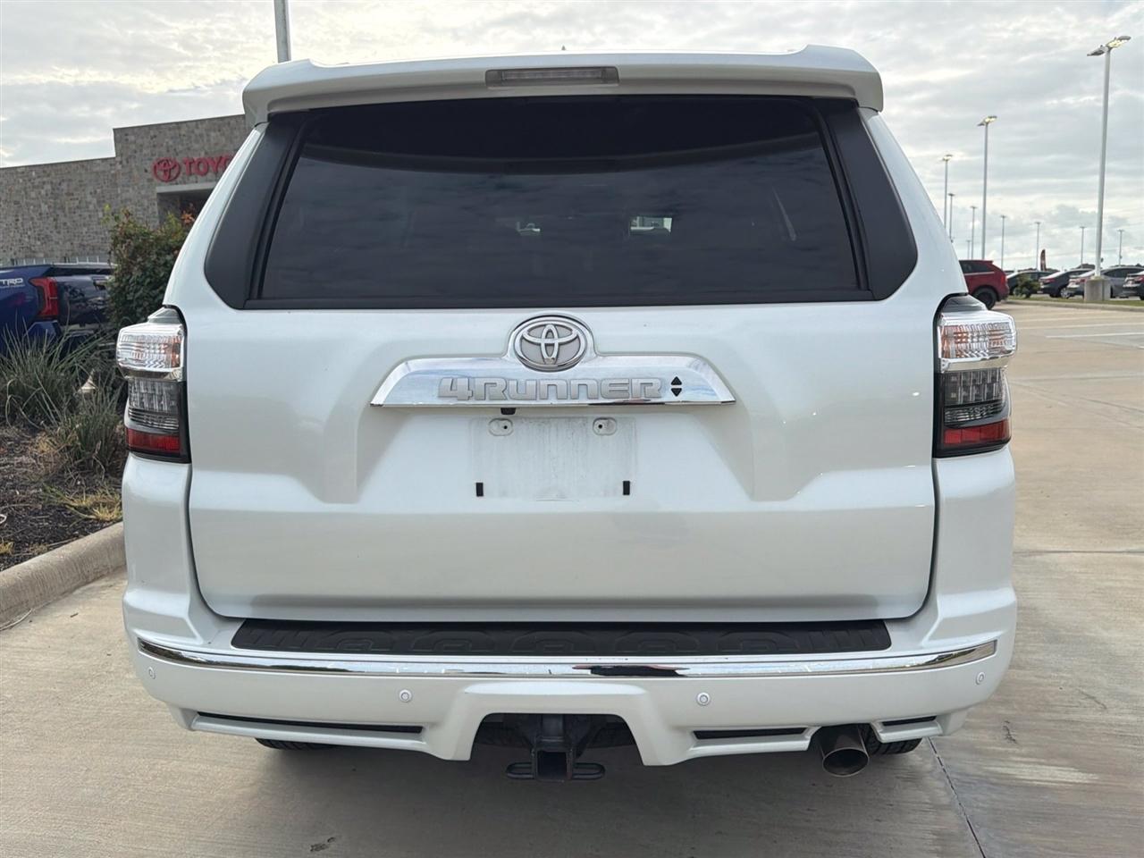 Toyota 4Runner Limited 4WD 2024