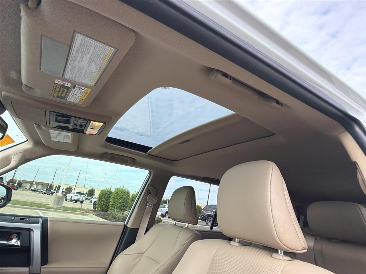 Toyota 4Runner Limited 4WD 2024