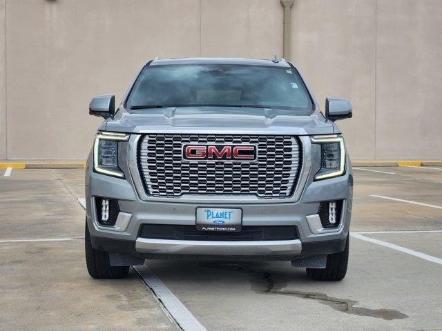 GMC Yukon XL Denali 4WD 2023