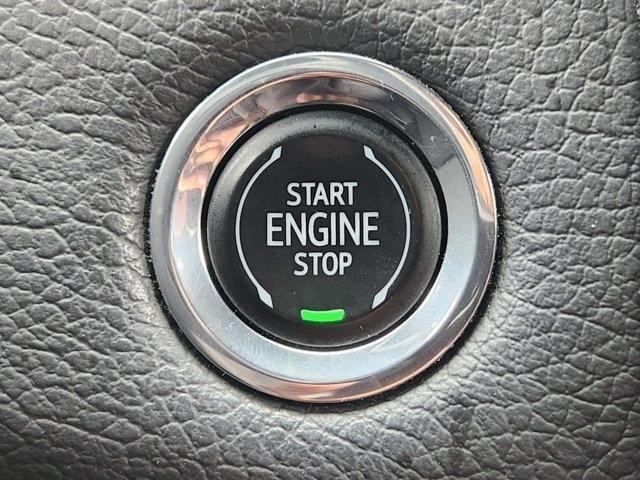GMC Yukon XL Denali 4WD 2023