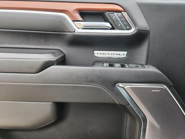 GMC Sierra 1500 Denali Crew Cab Short Box 4WD 2022