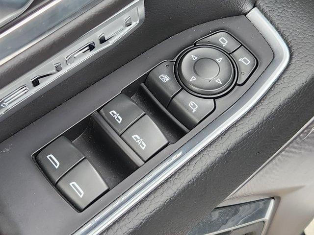 GMC Sierra 1500 Denali Crew Cab Short Box 4WD 2022
